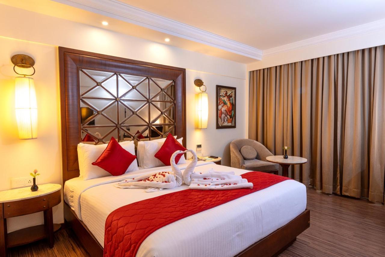 The Saibaba Hotel Chennai Exterior photo